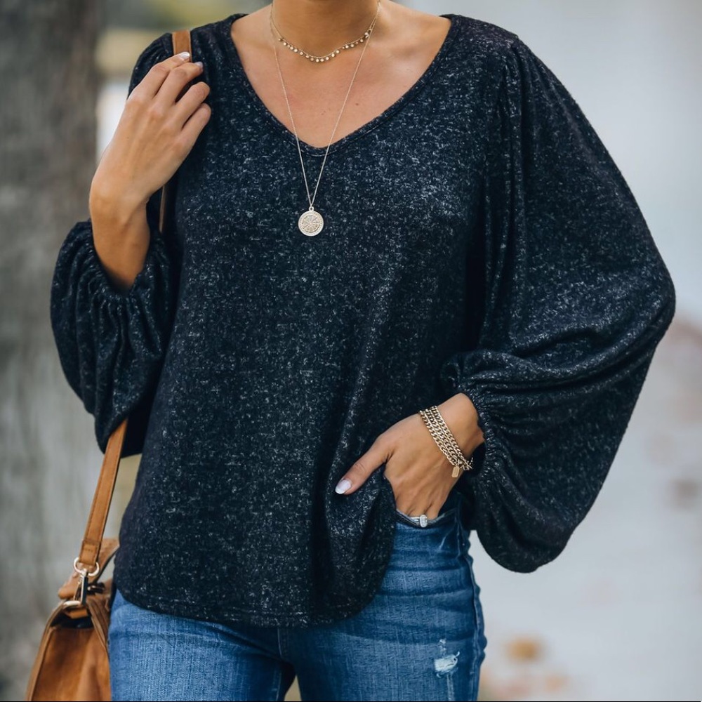 V neck balloon sleeve soft knit top